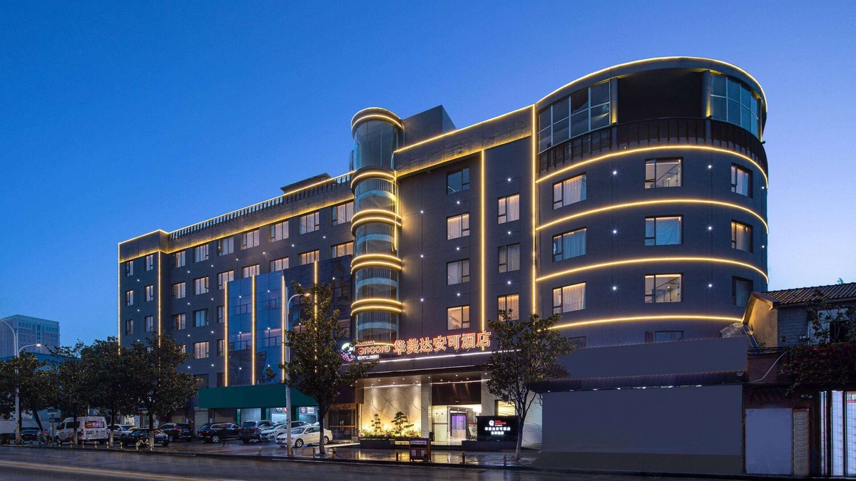 Caidian Qu Hotel | Ramada Encore by Wyndham Wuhan West