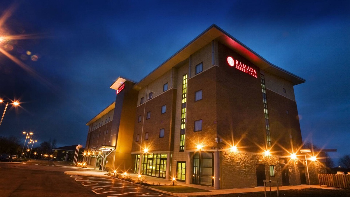 Wrexham Hotel | Ramada Plaza by WyndhamWrexham