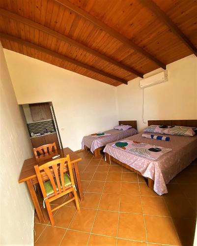 Radhime House | Ramo's Hilltop Retreat with Kitchenette and Patio - 2nd