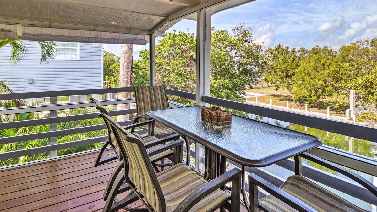 Breezeswept Beach Estates Cottage | Ramrod Key Vacation Rental w/ Private Dock
