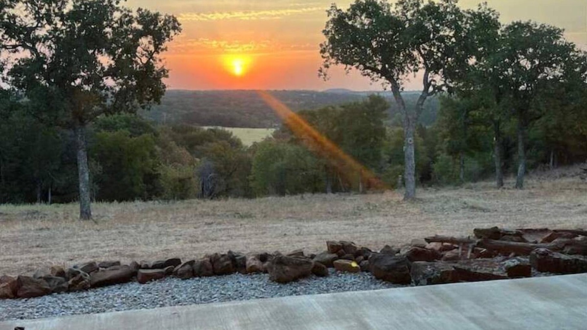 Mineral Wells House | Ranch Haven Retreat