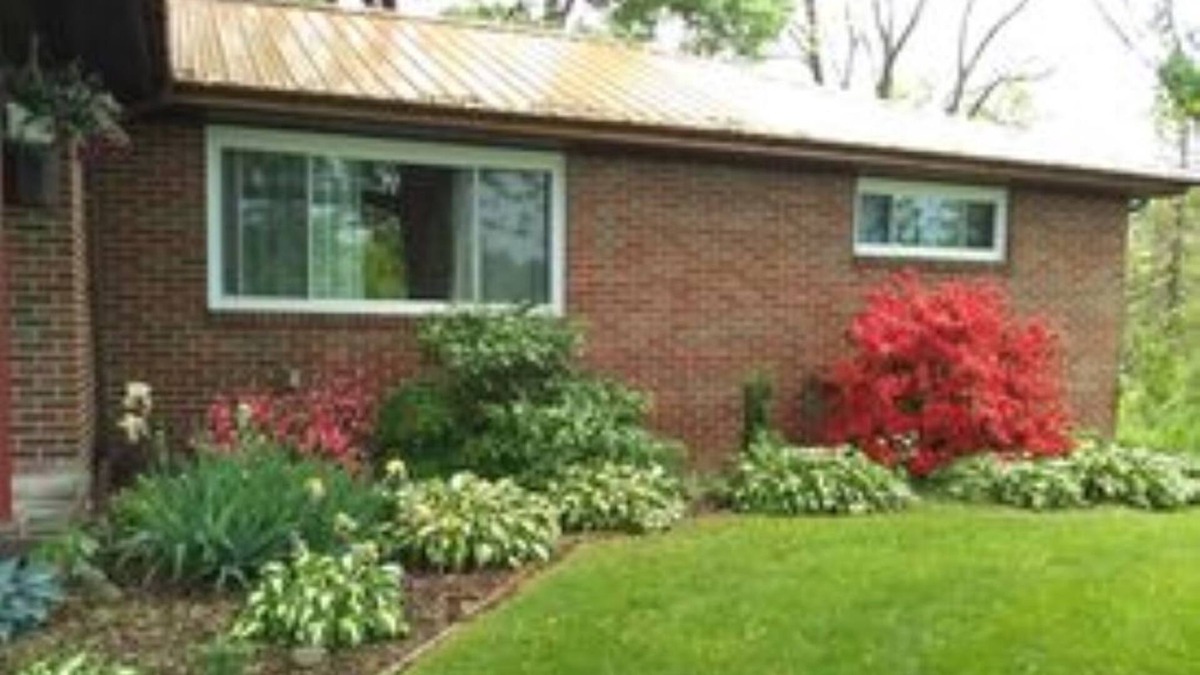Big Beaver House | Ranch home near Pitt Race track, Mines and Meadows Park and Stonecrest Golf.