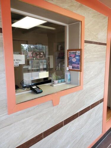 Central Colorado Springs Hotel | Ranch Motel