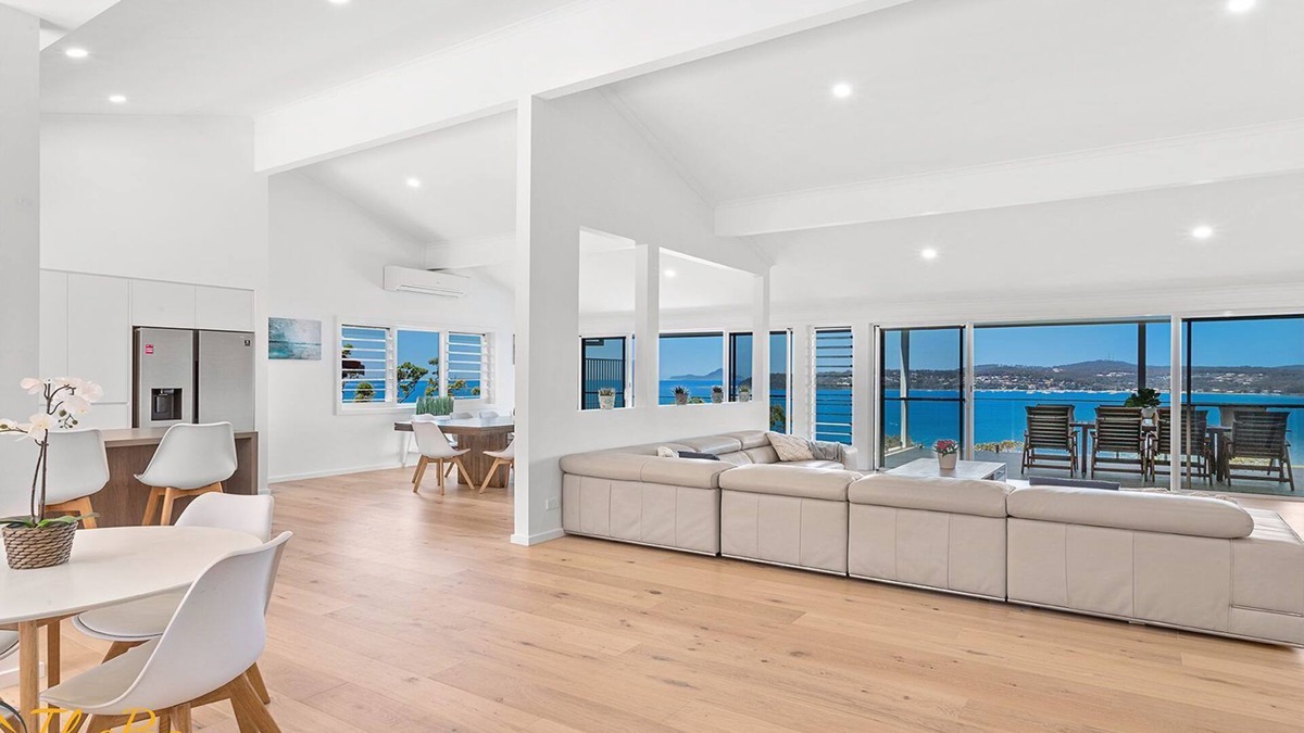Salamander Bay House | Randall Drive No 64 - Magnificent Views - Pool - Air con - WiFi - The list goes on!
