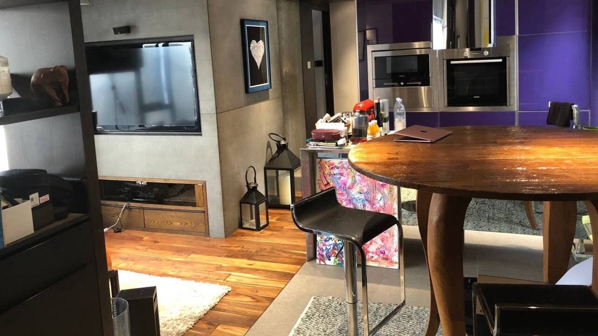 Mid-Levels Apartment | Rare Designer Home in Mid-Levels Central