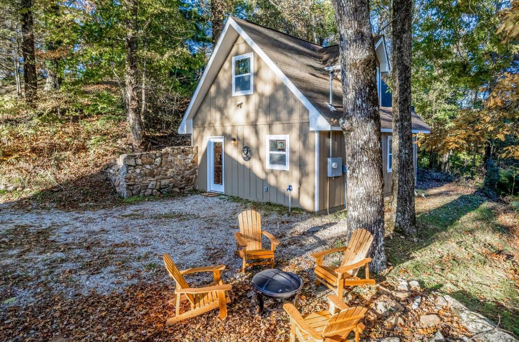 Scaly Mountain House | Raven's Nest