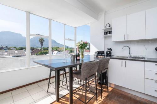 Claremont Apartment | Ravensberg Table Mountain Oasis