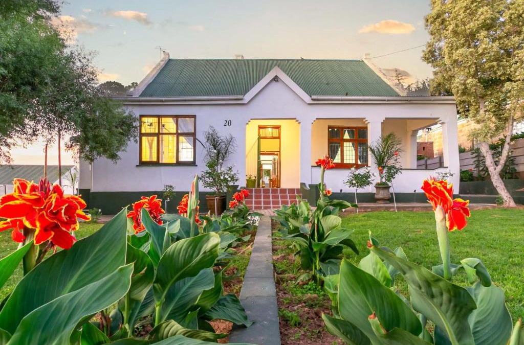 Oudtshoorn Villa | Ravenscliff Villa