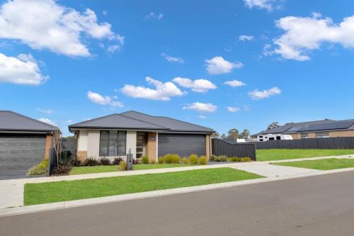 Paynesville House | Ravish