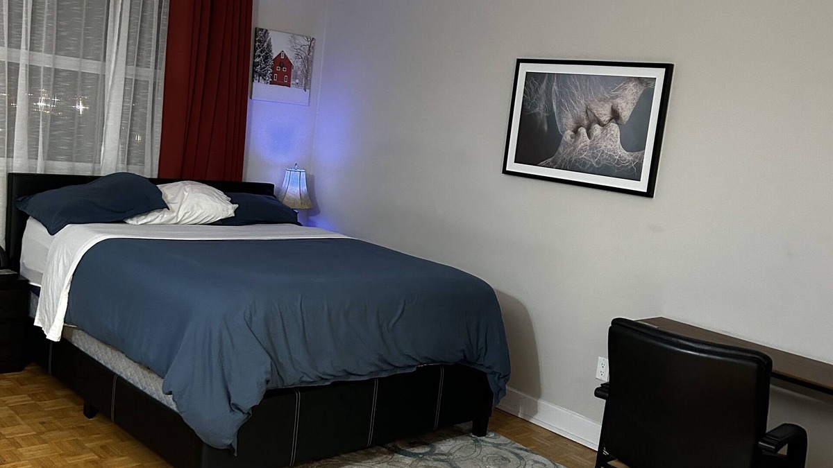 Sherwood Park Condo | Ravishing & centrally located suites for Romantic getaway or Solo travel