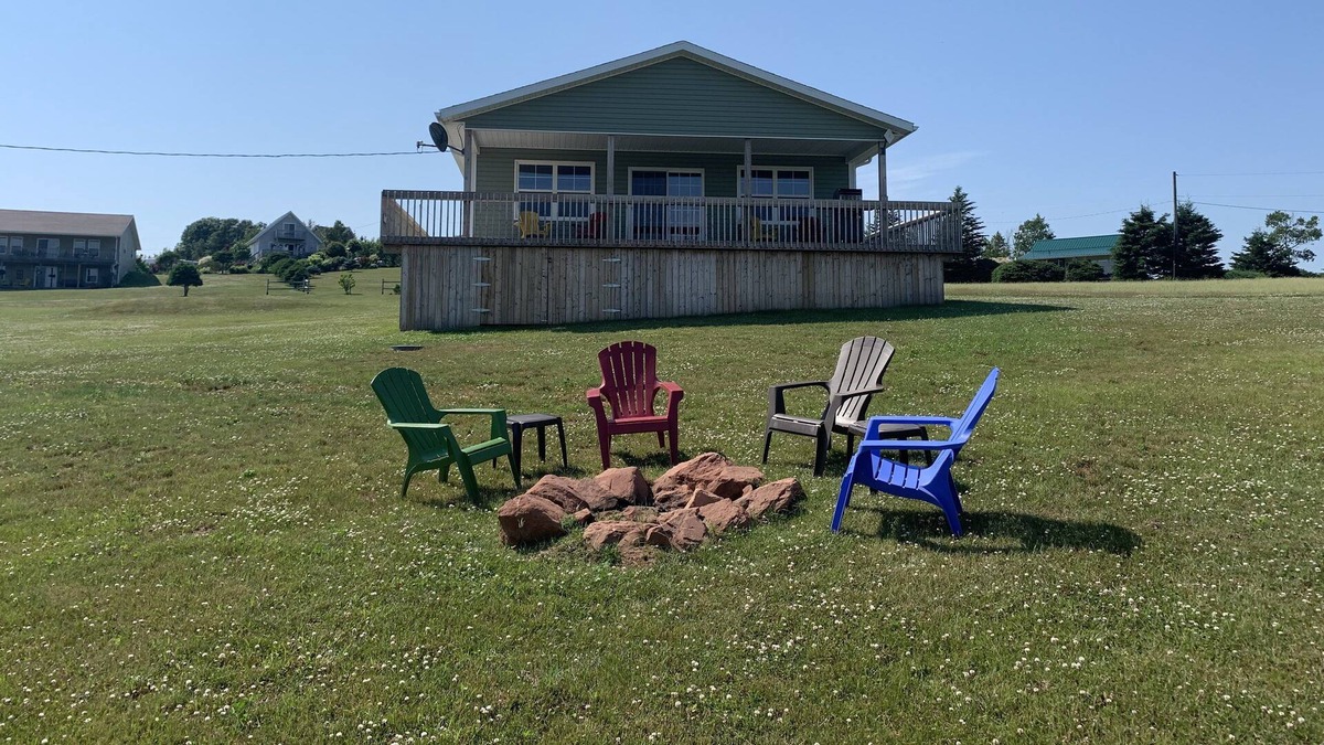 Found Mills Cottage | Rayner's Riverview Cottage - Sharing a piece of our island with you!