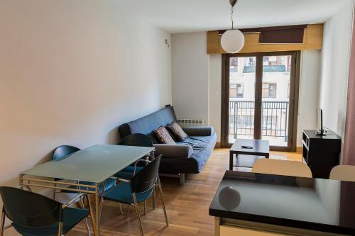 Irun Apartment | Real Unión by Basquelidays