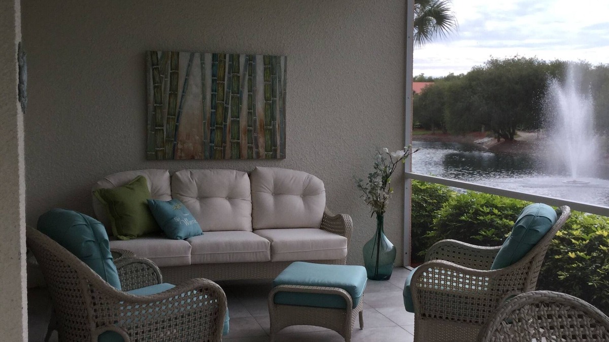 Naples Condo | Really nice renovated condo