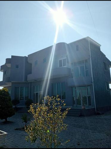Rade Hotel | Reardi