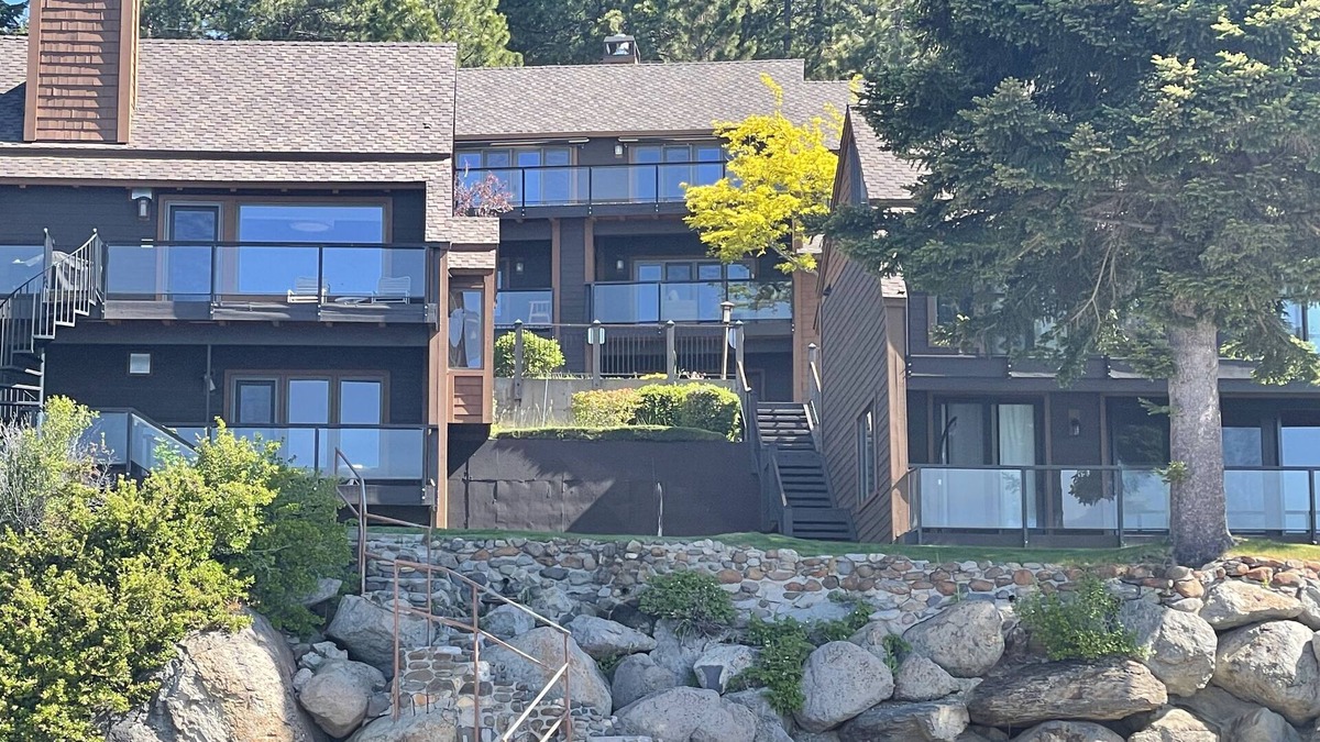 Crystal Bay Condo | recently remodelled 3 bedroom lakefront condo in Incline Village