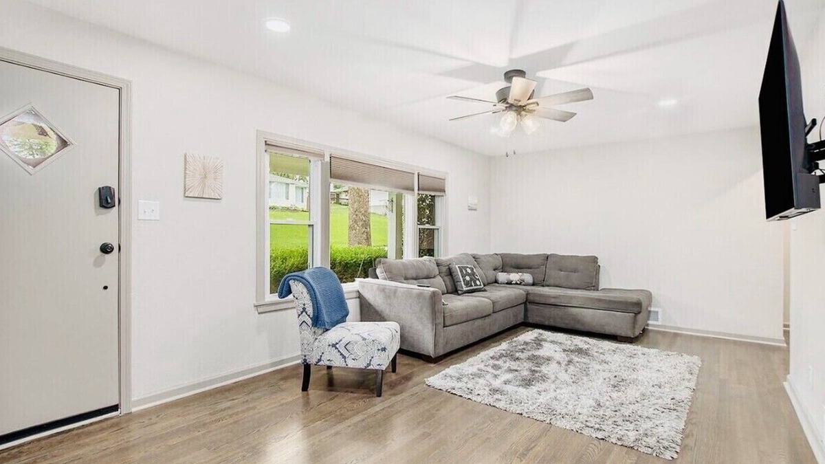 Smithville House | Recently remodeled home with bedrooms and living spaces on the ground floor