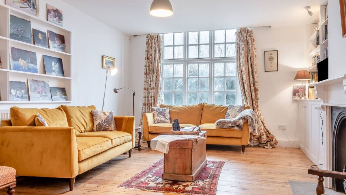 Newport House | Rectory Cottage - Brighstone