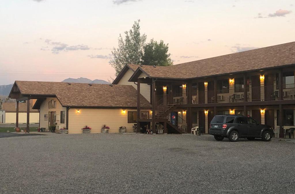 Ennis Hotel | Red Bear Inn