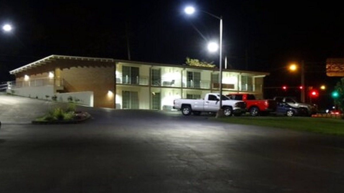 North Syracuse Hotel | Red Carpet Inn North Syracuse