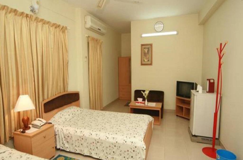 Bogra Hotel | Red Chillies Restaurant and Guest house