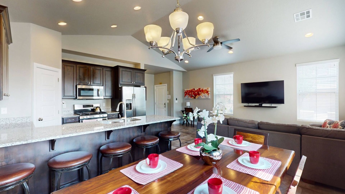 Sienna Hills House | Red Cliffs Townhouse in Washington, outdoor pool + near Zion National Park