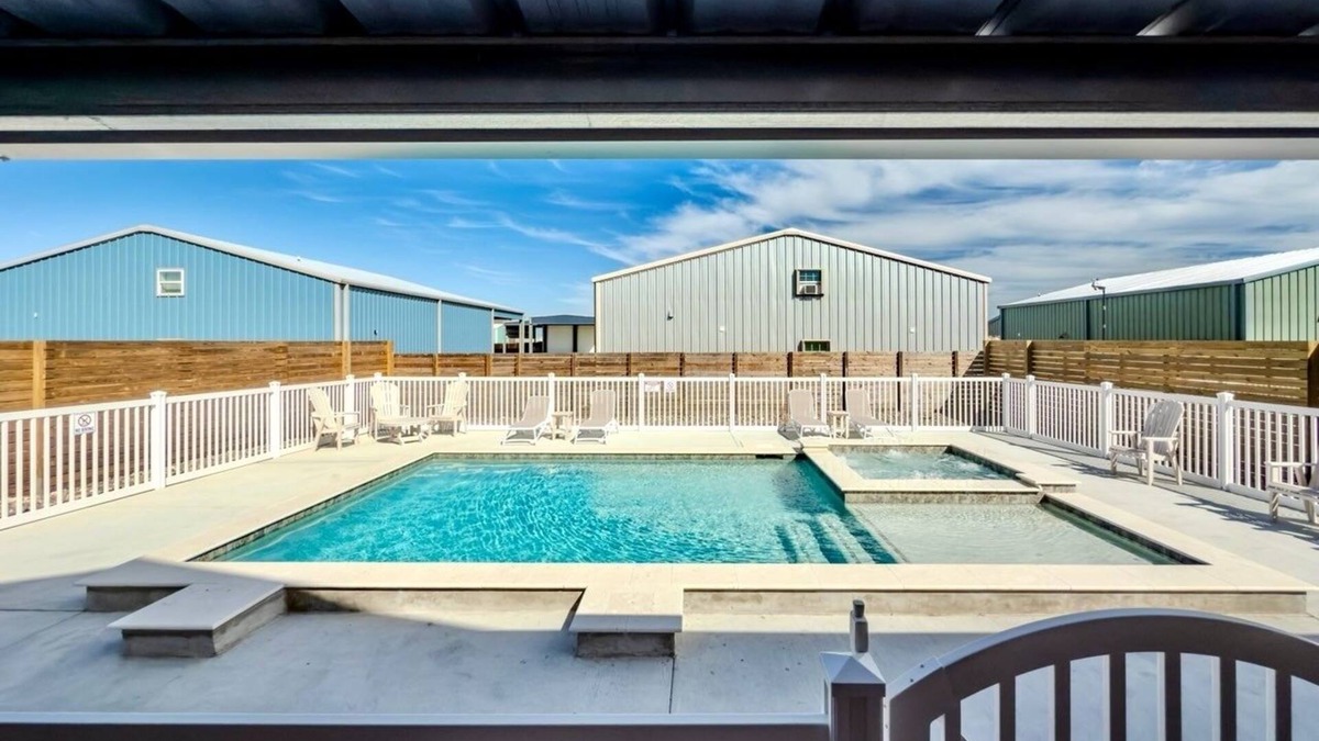 Port O Connor House | Red Drum 5/4.5 With Pool and Hot Tub