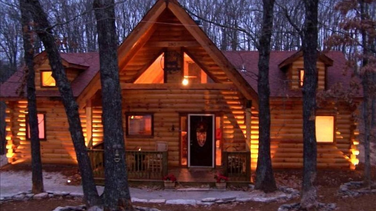Branson Cedars Cabin | Red Feather Falls | 2 Bed, 2 Bath