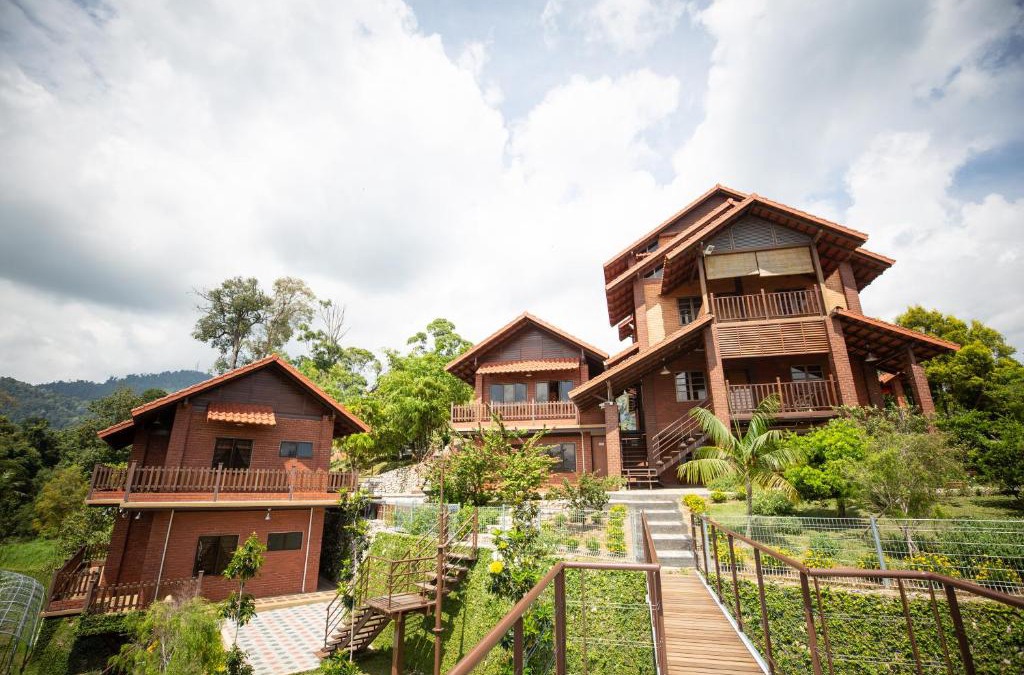 Bukit Tinggi Villa | Red House the Garden Stay in Bukit Tinggi by PLAY