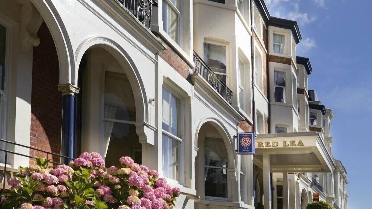 South Cliff Apartment | Red Lea Apartments