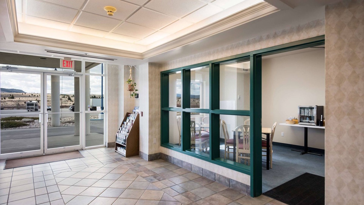 Butte Hotel | Red Lion Inn & Suites Butte