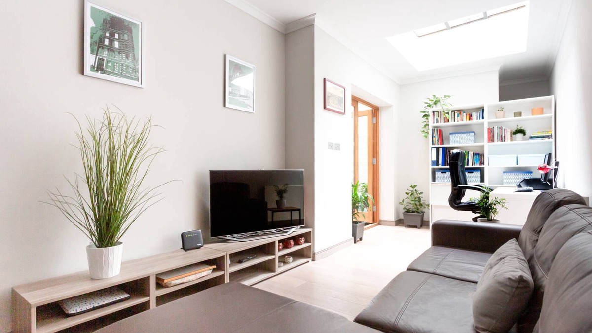 Holborn and Covent Garden Apartment | Red Lion Square by onefinestay