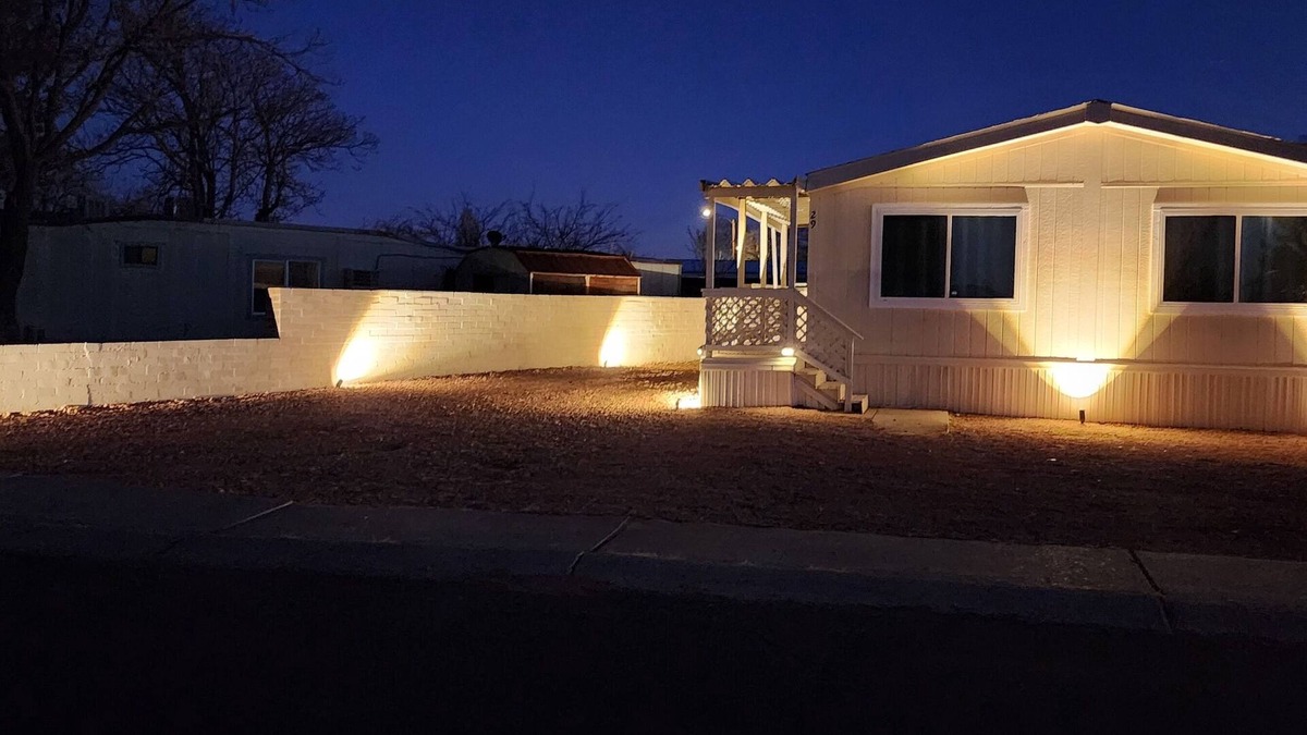 Page House | Red Mesa house