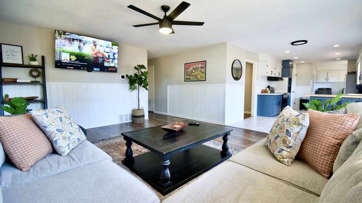 Lubbock House | Red Raider HQ – Spacious 4BR Minutes from Texas Tech & Jones Stadium