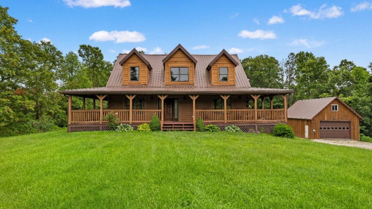 Rogers Apartment | Red River Gorge Family Cabin + Hot Tub