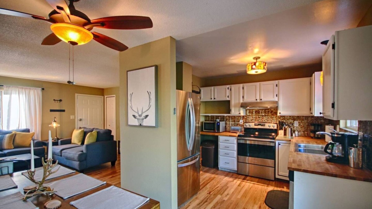 Manitou Springs House | Red Rock Canyon Open Space Retreat