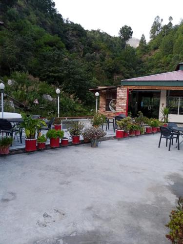 Abbottabad Apartment | Red Roof Apartments
