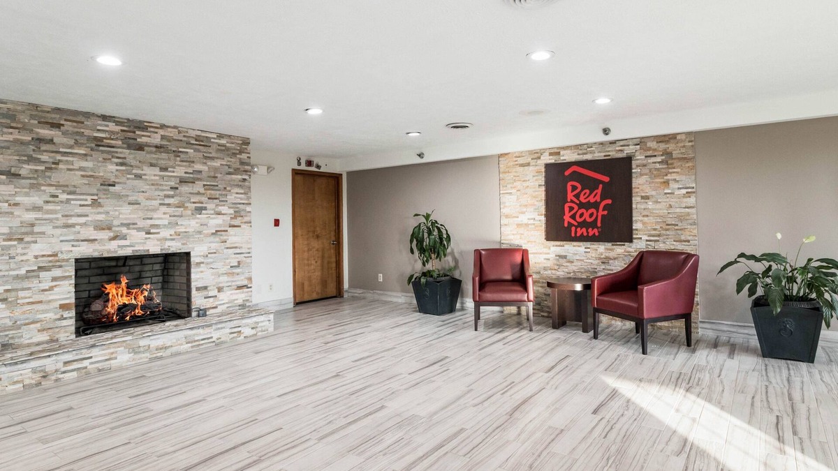 Cadiz Hotel | Red Roof Inn Cadiz