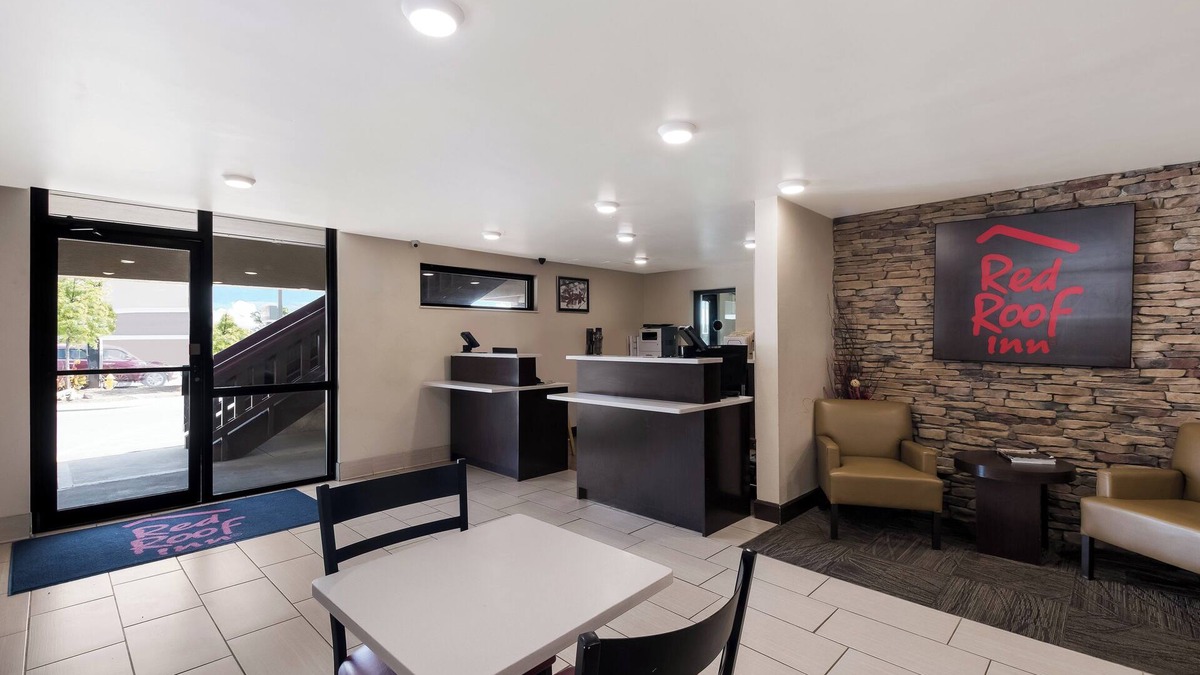 Graysville Hotel | Red Roof Inn Chattanooga - Hamilton Place