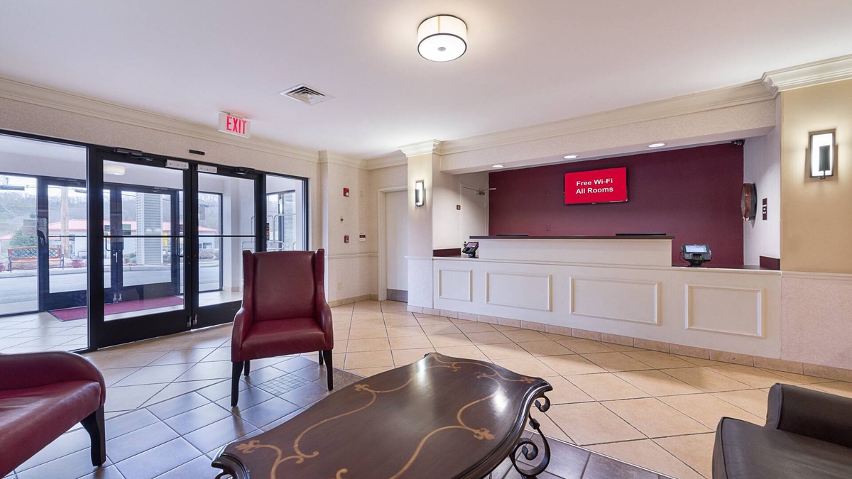 Etowah Hotel | Red Roof Inn Etowah - Athens, TN