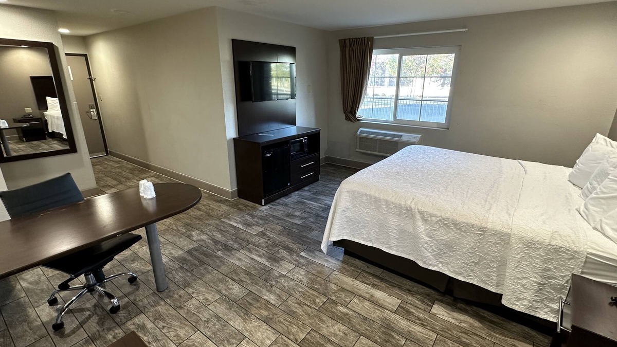 Hayward Hotel | Red Roof Inn Hayward