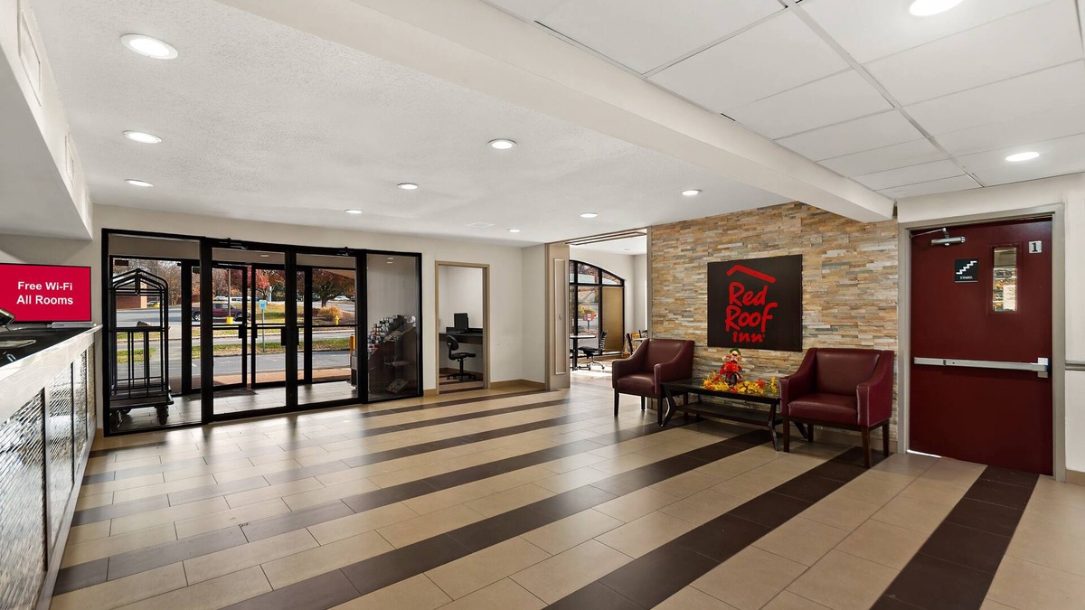 Martinsburg Hotel | Red Roof Inn Martinsburg