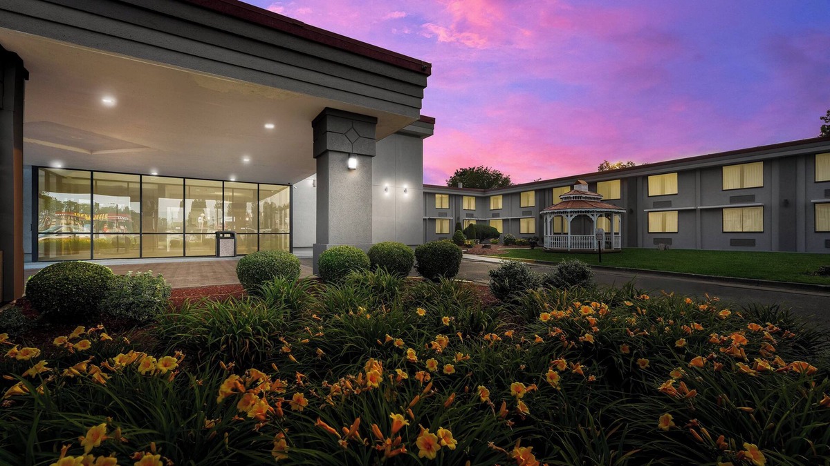 Painted Post Hotel | Red Roof Inn Painted Post