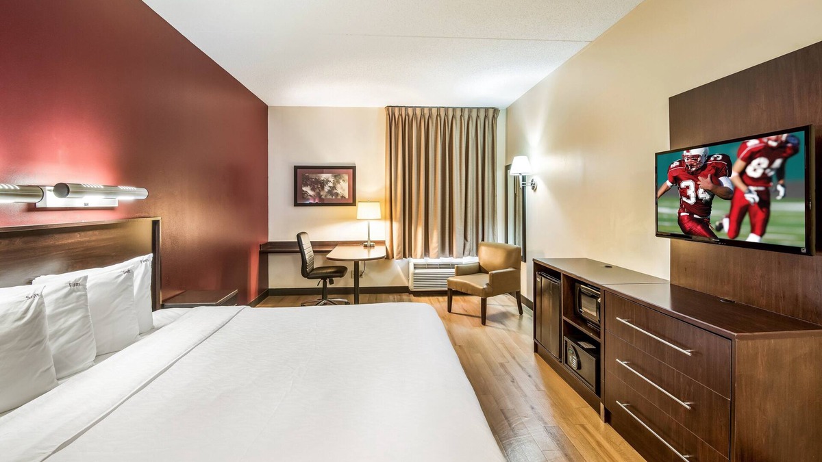 Franklin Park Hotel | Red Roof Inn PLUS+ Austin South