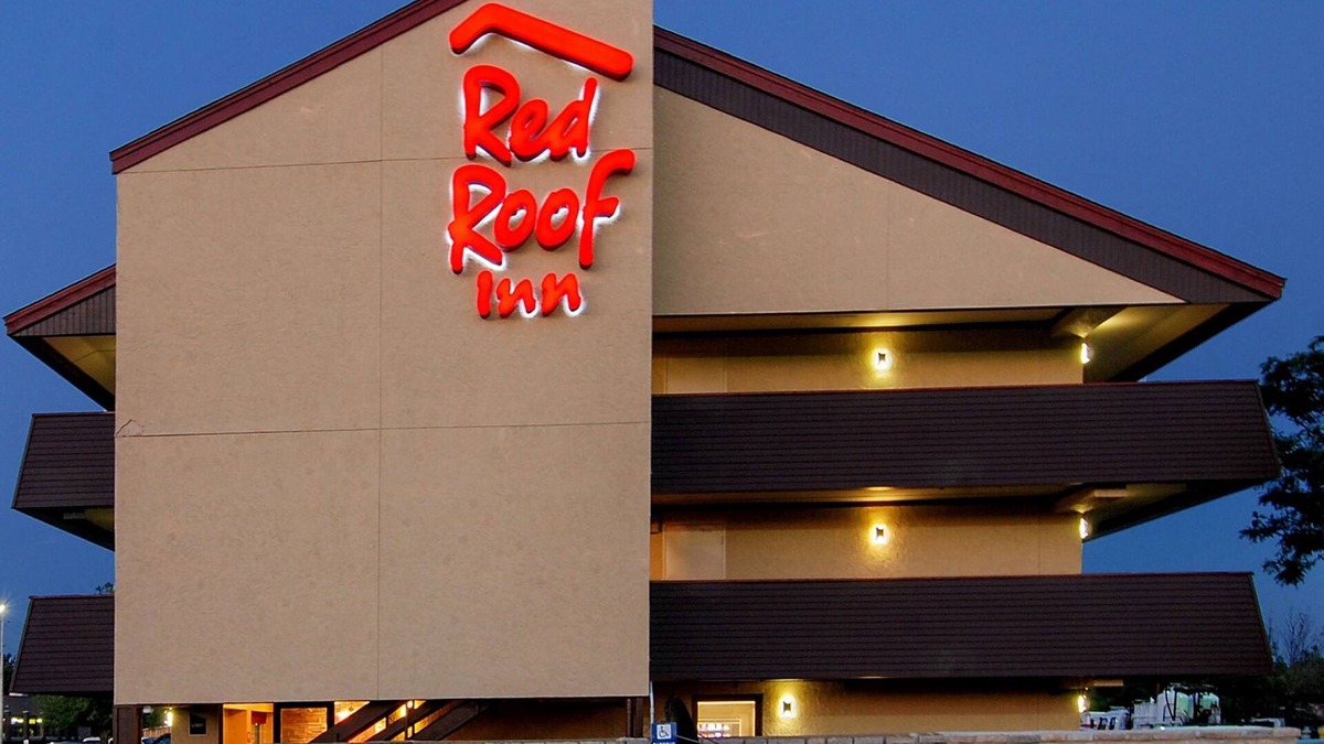 Toledo Hotel | Red Roof Inn Toledo - University