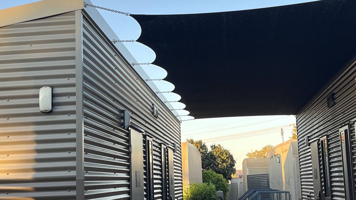 Newman Hotel | Red Sands Accommodation Newman