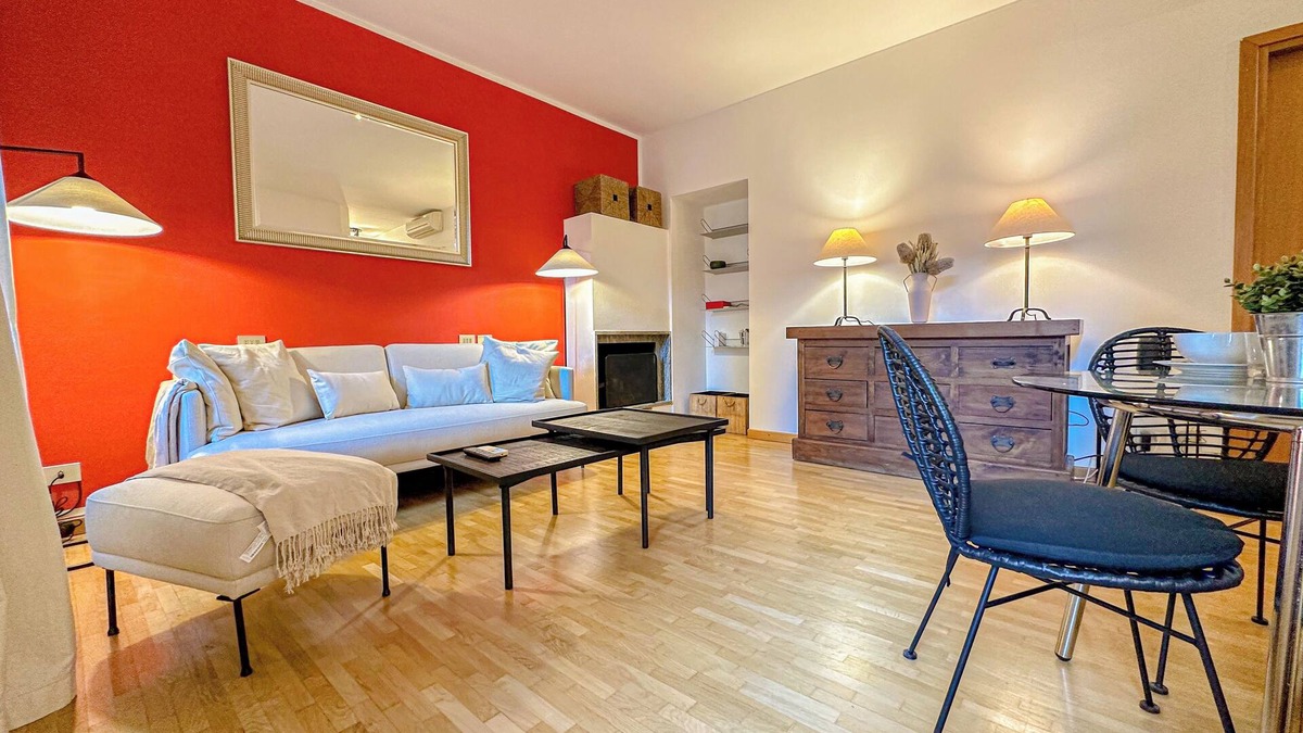 Guastalla Apartment | RED81 Suite - 10 min dal Duomo - 2 camere