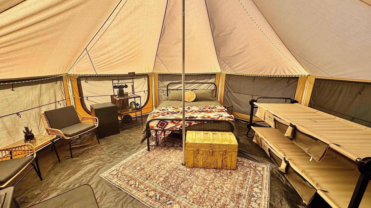 Tahlequah House | Redbud- Glamping @ The River Bluff Cabins