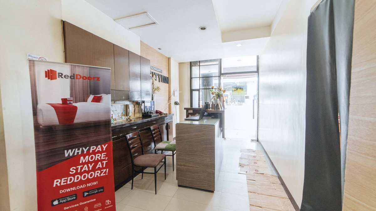 Olongapo House | RedDoorz near Olongapo Bus Terminal