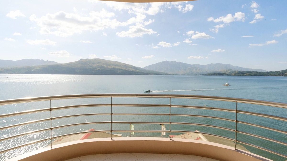 Subic Hotel | RedDoorz Plus @ Seaborne Hotel Subic Zambales