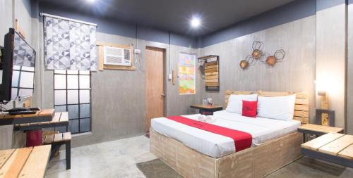 Iloilo Hotel | RedDoorz Plus @ Taft North Mandurriao